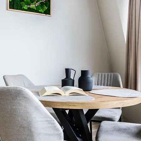 Panorama Apartment *